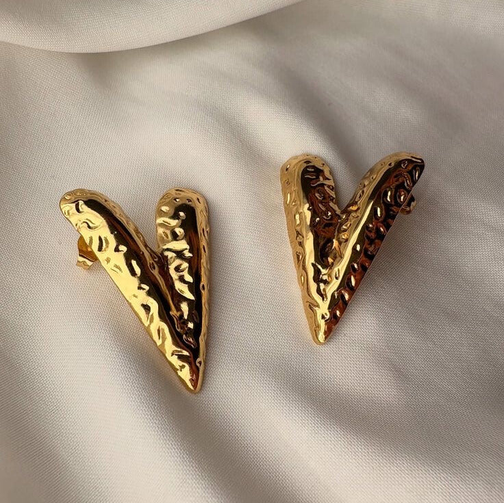 LOVE LINKS EARING