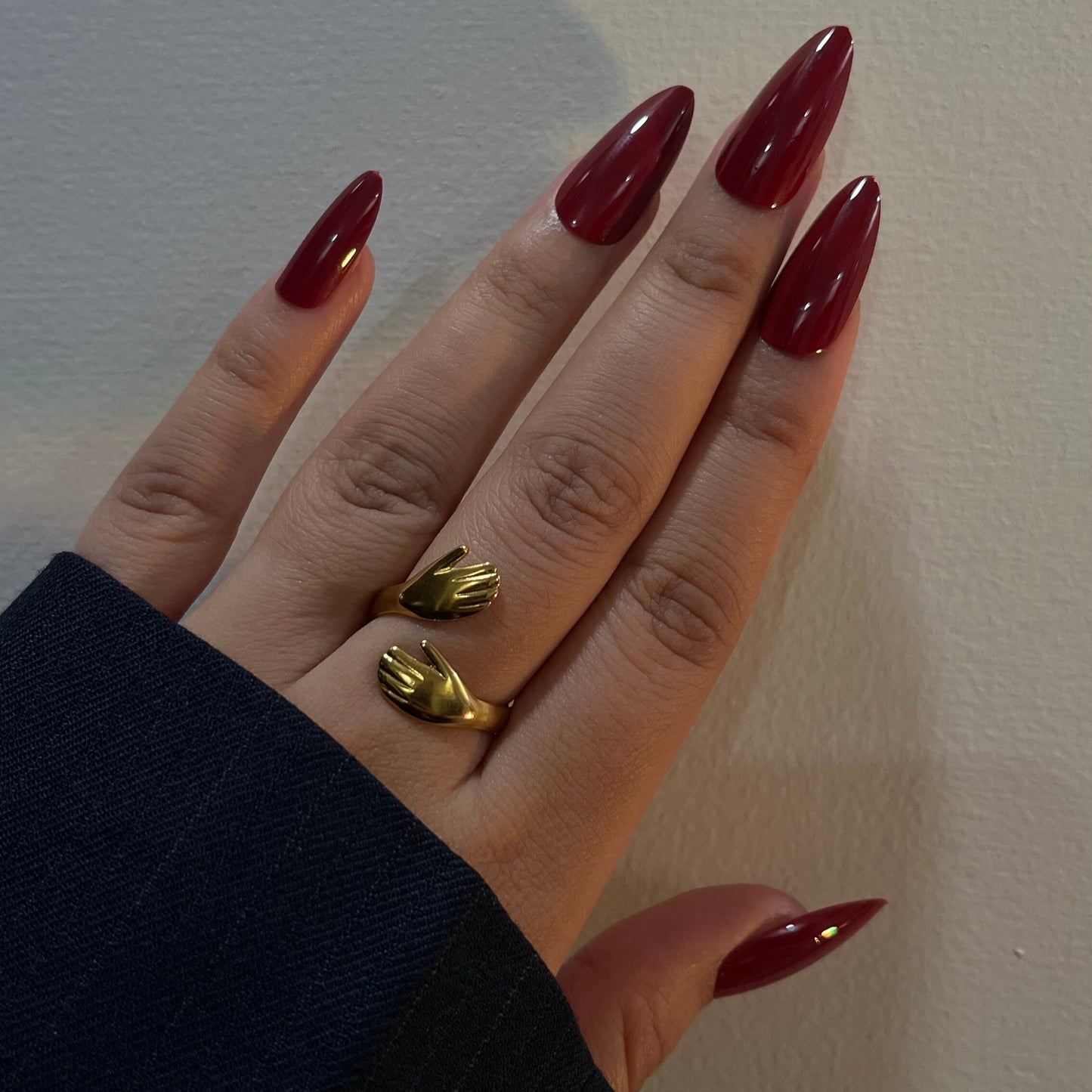 HUG ME RING
