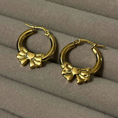 BOWED IN BEAUTY EARING