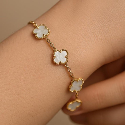 ETERNAL CLOVER BRACELET