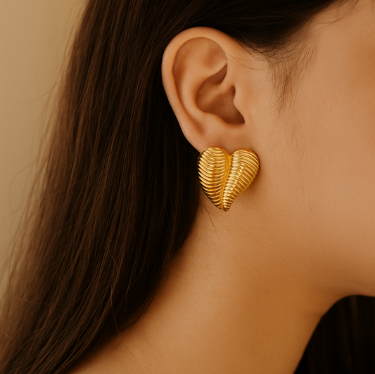 HEART STRINGS EARING