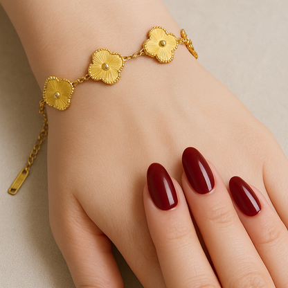 DIVINE CLOVER BRACELET