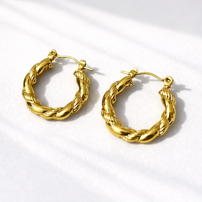 CIRCLE OF GRACE EARING