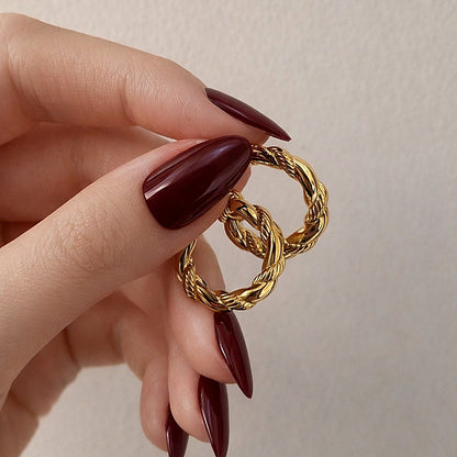 CIRCLE OF GRACE EARING